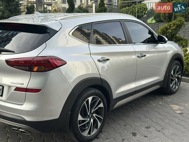 Сірий Хендай Туксон, об'ємом двигуна 2 л та пробігом 176 тис. км за 22999 $, фото 18 на Automoto.ua