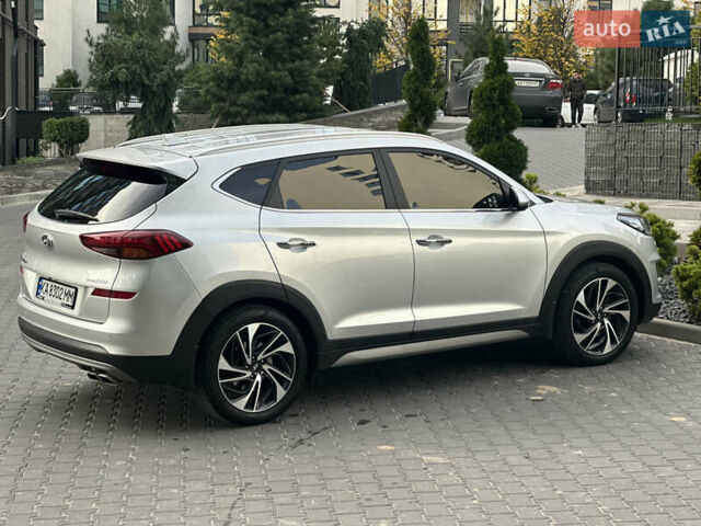 Сірий Хендай Туксон, об'ємом двигуна 2 л та пробігом 176 тис. км за 22999 $, фото 21 на Automoto.ua