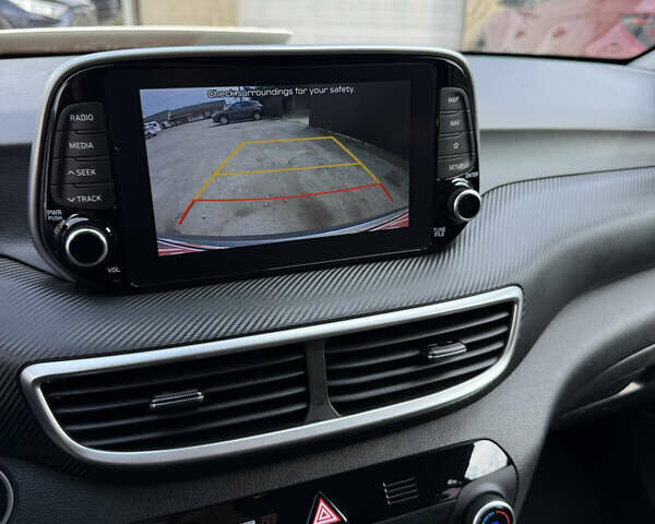 Серый Хендай Туксон, объемом двигателя 1.6 л и пробегом 124 тыс. км за 23499 $, фото 24 на Automoto.ua