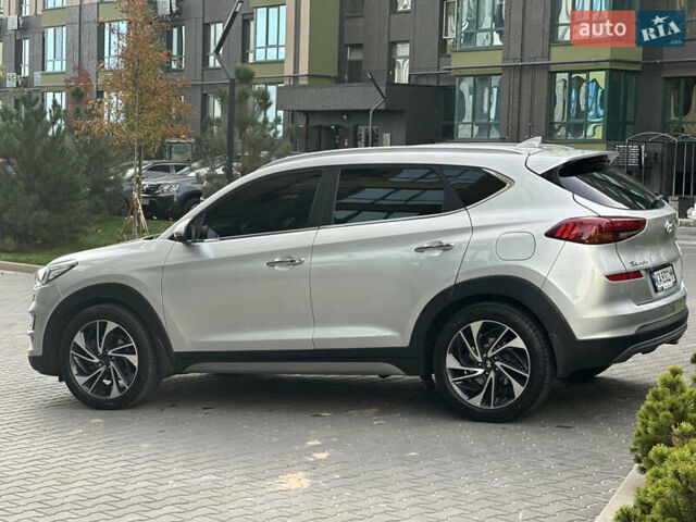 Сірий Хендай Туксон, об'ємом двигуна 2 л та пробігом 176 тис. км за 22999 $, фото 11 на Automoto.ua