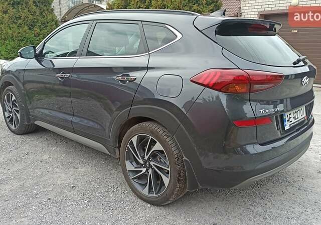 Сірий Хендай Туксон, об'ємом двигуна 2 л та пробігом 17 тис. км за 29000 $, фото 6 на Automoto.ua