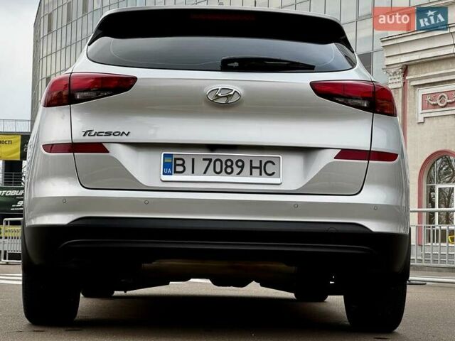 Серый Хендай Туксон, объемом двигателя 2 л и пробегом 32 тыс. км за 22800 $, фото 9 на Automoto.ua