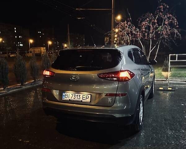 Сірий Хендай Туксон, об'ємом двигуна 2 л та пробігом 86 тис. км за 20500 $, фото 1 на Automoto.ua