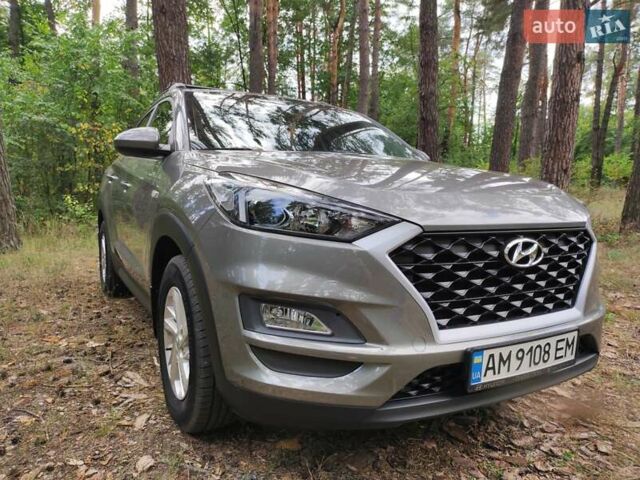 Серый Хендай Туксон, объемом двигателя 2 л и пробегом 50 тыс. км за 20500 $, фото 4 на Automoto.ua
