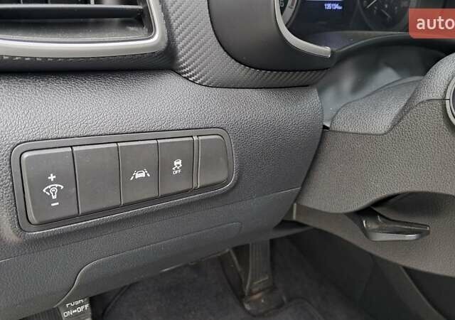 Серый Хендай Туксон, объемом двигателя 2 л и пробегом 135 тыс. км за 24500 $, фото 13 на Automoto.ua