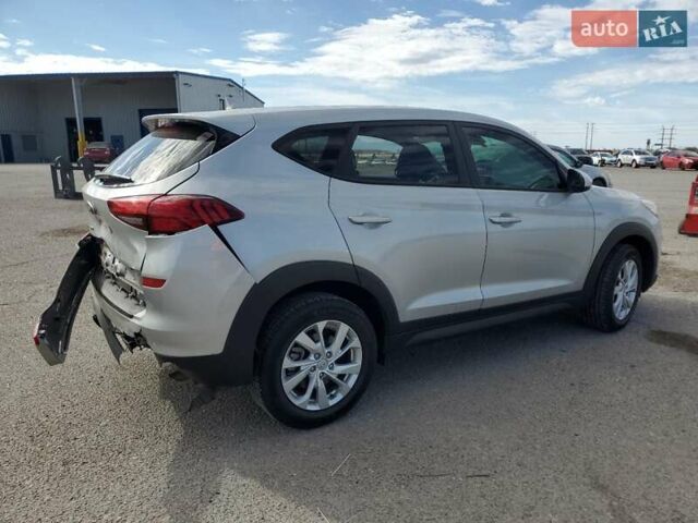 Серый Хендай Туксон, объемом двигателя 0 л и пробегом 92 тыс. км за 5300 $, фото 2 на Automoto.ua