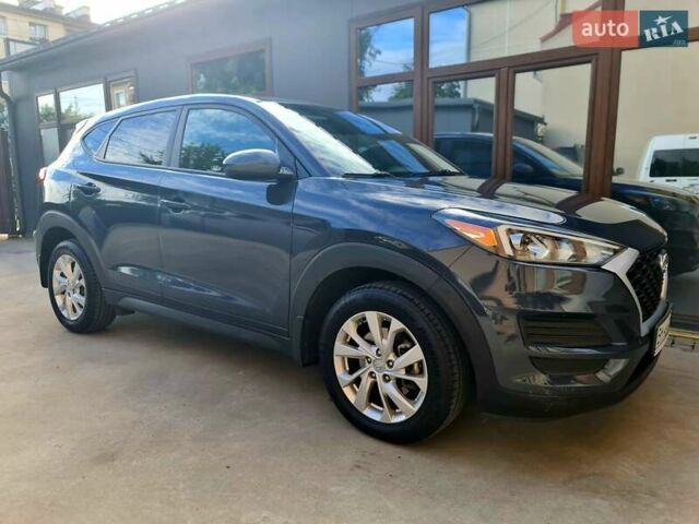 Серый Хендай Туксон, объемом двигателя 2 л и пробегом 87 тыс. км за 18600 $, фото 8 на Automoto.ua