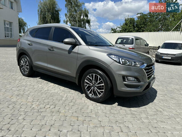 Сірий Хендай Туксон, об'ємом двигуна 2 л та пробігом 25 тис. км за 24000 $, фото 10 на Automoto.ua