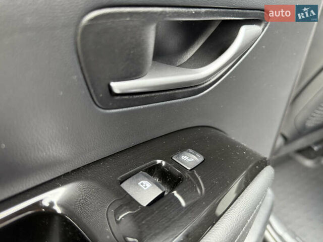 Серый Хендай Туксон, объемом двигателя 2 л и пробегом 36 тыс. км за 26850 $, фото 35 на Automoto.ua