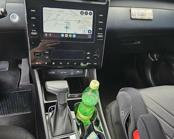 Серый Хендай Туксон, объемом двигателя 2 л и пробегом 46 тыс. км за 29000 $, фото 9 на Automoto.ua