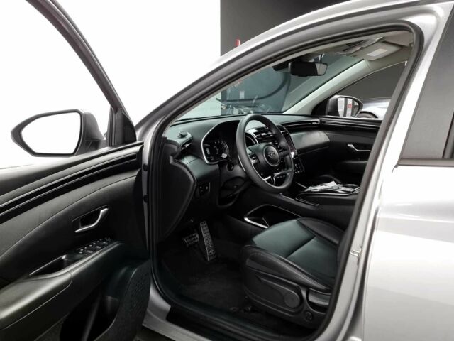 Серый Хендай Туксон, объемом двигателя 2 л и пробегом 97 тыс. км за 22700 $, фото 9 на Automoto.ua