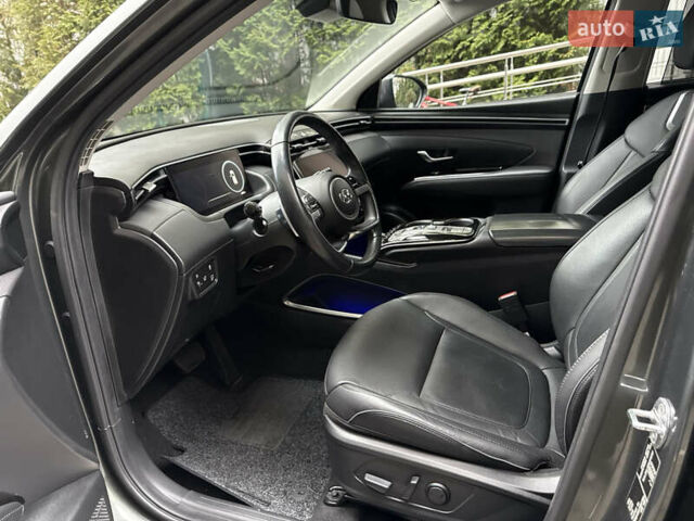 Сірий Хендай Туксон, об'ємом двигуна 1.6 л та пробігом 65 тис. км за 30990 $, фото 22 на Automoto.ua