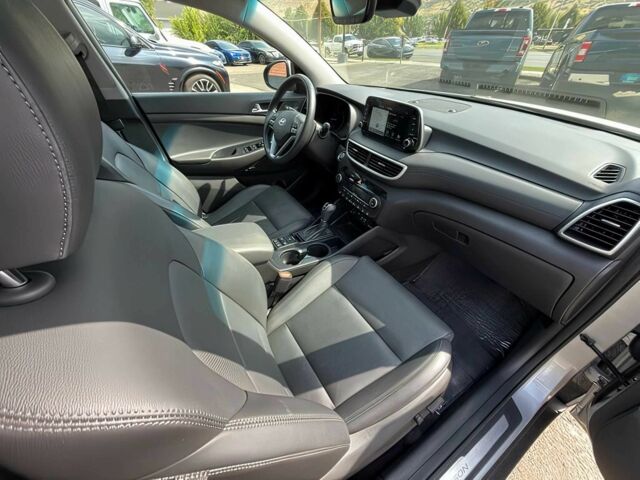 Серый Хендай Туксон, объемом двигателя 2.4 л и пробегом 18 тыс. км за 16000 $, фото 12 на Automoto.ua