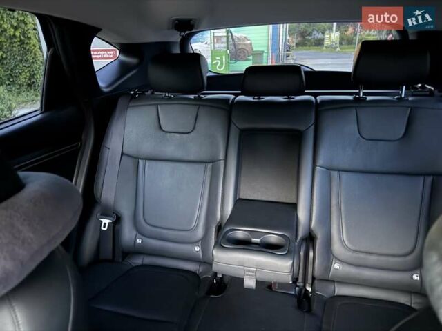 Серый Хендай Туксон, объемом двигателя 1.6 л и пробегом 42 тыс. км за 32900 $, фото 4 на Automoto.ua