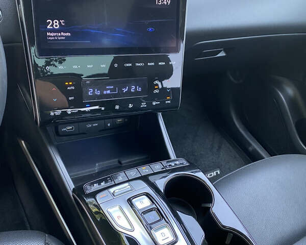 Серый Хендай Туксон, объемом двигателя 1.6 л и пробегом 28 тыс. км за 31999 $, фото 46 на Automoto.ua