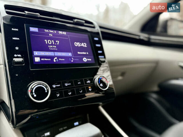 Сірий Хендай Туксон, об'ємом двигуна 2.5 л та пробігом 87 тис. км за 21000 $, фото 28 на Automoto.ua