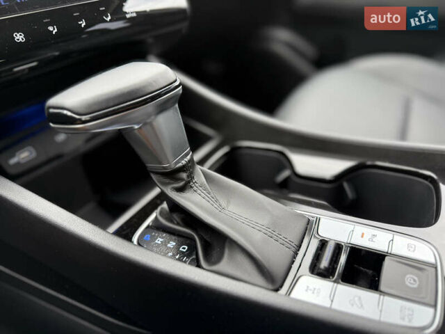 Серый Хендай Туксон, объемом двигателя 2 л и пробегом 36 тыс. км за 26850 $, фото 27 на Automoto.ua