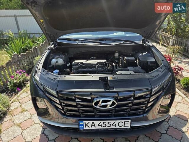 Серый Хендай Туксон, объемом двигателя 2 л и пробегом 70 тыс. км за 25600 $, фото 41 на Automoto.ua