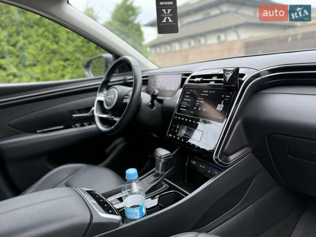 Серый Хендай Туксон, объемом двигателя 2 л и пробегом 36 тыс. км за 26850 $, фото 47 на Automoto.ua