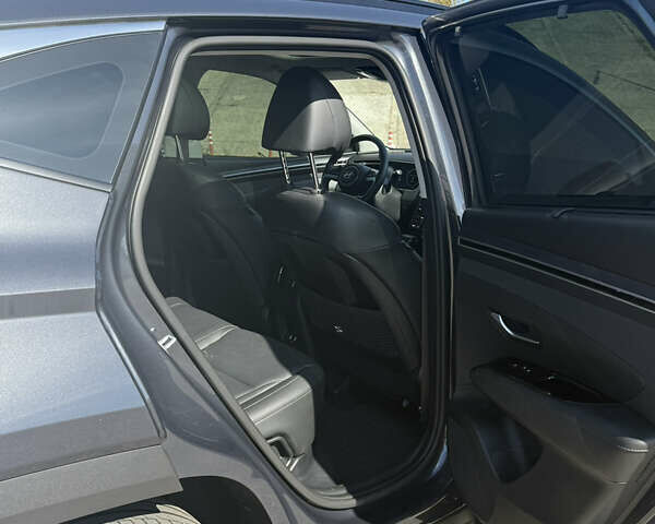 Серый Хендай Туксон, объемом двигателя 2 л и пробегом 52 тыс. км за 26999 $, фото 18 на Automoto.ua