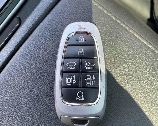 Серый Хендай Туксон, объемом двигателя 1.6 л и пробегом 28 тыс. км за 31999 $, фото 27 на Automoto.ua