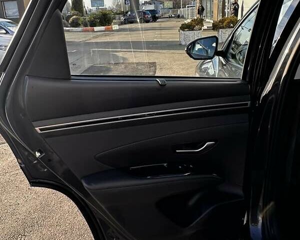 Серый Хендай Туксон, объемом двигателя 1.6 л и пробегом 65 тыс. км за 33500 $, фото 11 на Automoto.ua