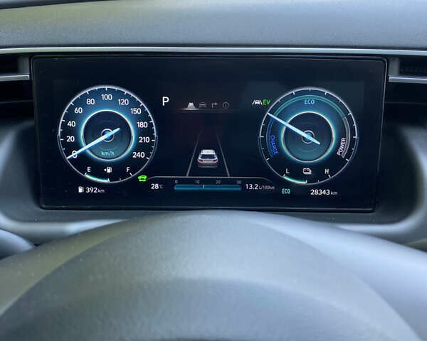 Серый Хендай Туксон, объемом двигателя 1.6 л и пробегом 28 тыс. км за 31999 $, фото 47 на Automoto.ua