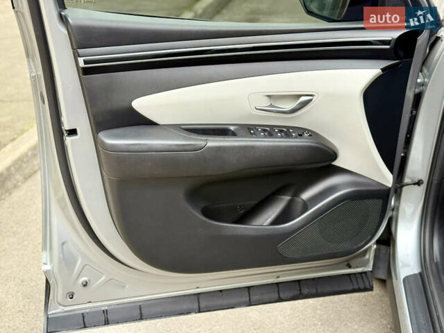 Сірий Хендай Туксон, об'ємом двигуна 2.5 л та пробігом 87 тис. км за 21000 $, фото 12 на Automoto.ua