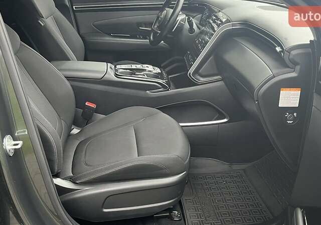 Серый Хендай Туксон, объемом двигателя 1.6 л и пробегом 100 тыс. км за 25295 $, фото 5 на Automoto.ua