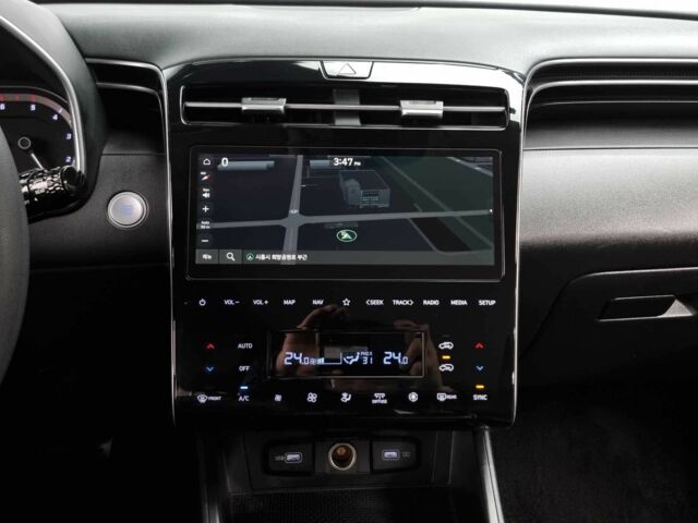 Серый Хендай Туксон, объемом двигателя 2 л и пробегом 97 тыс. км за 22700 $, фото 19 на Automoto.ua