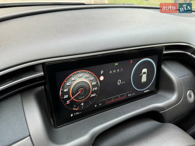 Сірий Хендай Туксон, об'ємом двигуна 2 л та пробігом 94 тис. км за 23500 $, фото 6 на Automoto.ua