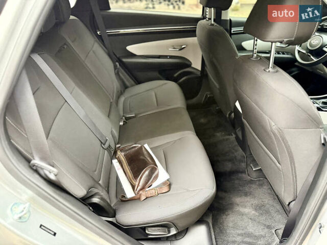 Сірий Хендай Туксон, об'ємом двигуна 2.5 л та пробігом 87 тис. км за 21000 $, фото 32 на Automoto.ua