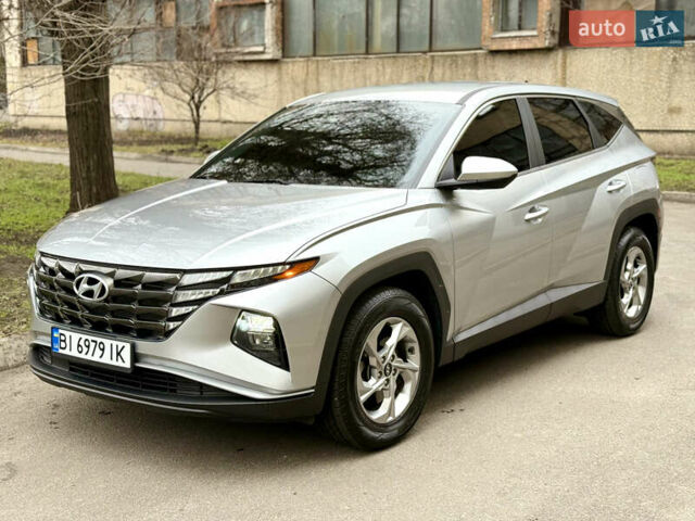 Сірий Хендай Туксон, об'ємом двигуна 2.5 л та пробігом 87 тис. км за 21000 $, фото 4 на Automoto.ua
