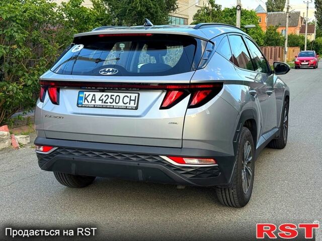 Серый Хендай Туксон, объемом двигателя 2 л и пробегом 58 тыс. км за 24900 $, фото 5 на Automoto.ua