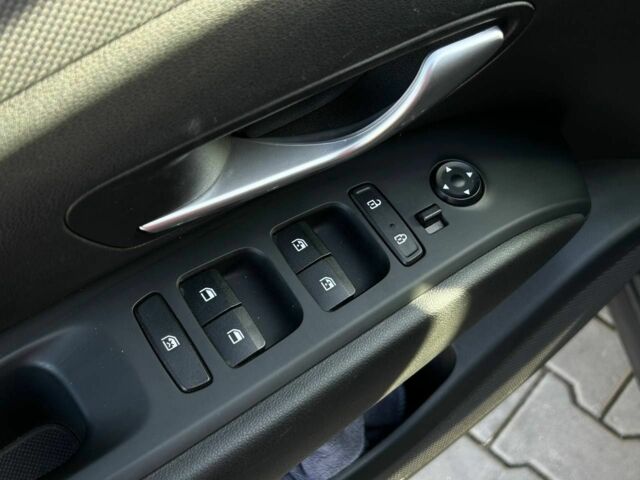 Сірий Хендай Туксон, об'ємом двигуна 1.6 л та пробігом 41 тис. км за 24600 $, фото 9 на Automoto.ua