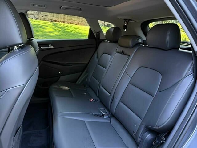 Хендай Туксон 2021 в Хмельницком на Automoto.ua Серый Хендай Туксон, объемом двигателя 2.4 л и пробегом 30 тыс. км за 12400 $, фото 14 на Automoto.ua