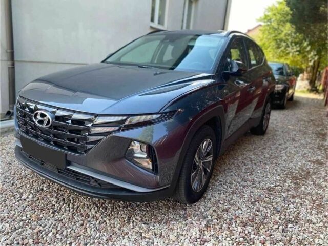 Серый Хендай Туксон, объемом двигателя 2 л и пробегом 98 тыс. км за 24000 $, фото 2 на Automoto.ua