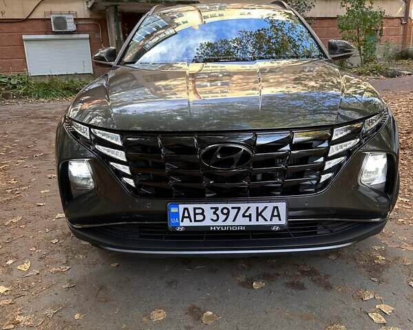 Серый Хендай Туксон, объемом двигателя 1.6 л и пробегом 144 тыс. км за 22000 $, фото 2 на Automoto.ua