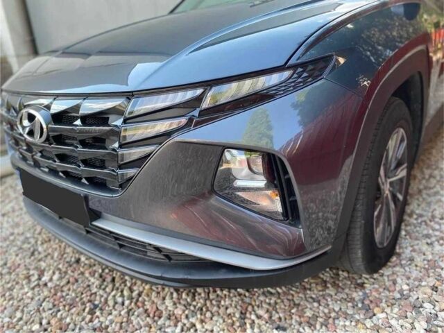 Серый Хендай Туксон, объемом двигателя 2 л и пробегом 98 тыс. км за 24000 $, фото 1 на Automoto.ua