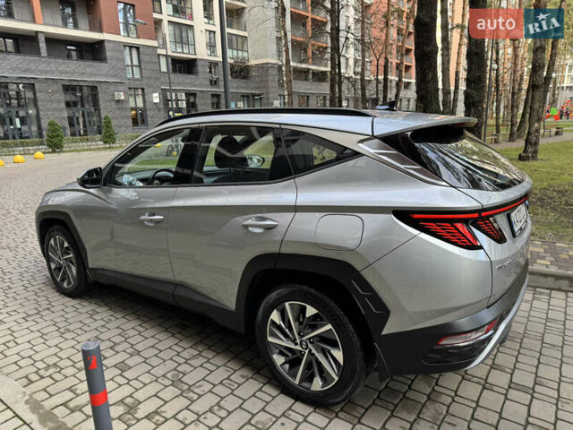 Сірий Хендай Туксон, об'ємом двигуна 2 л та пробігом 94 тис. км за 23500 $, фото 2 на Automoto.ua