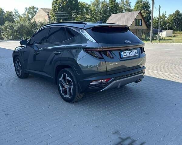 Серый Хендай Туксон, объемом двигателя 1.6 л и пробегом 67 тыс. км за 32000 $, фото 1 на Automoto.ua