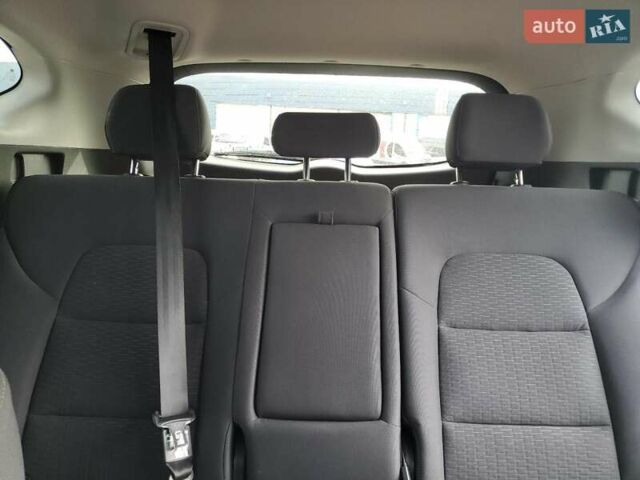 Серый Хендай Туксон, объемом двигателя 2 л и пробегом 56 тыс. км за 3000 $, фото 9 на Automoto.ua