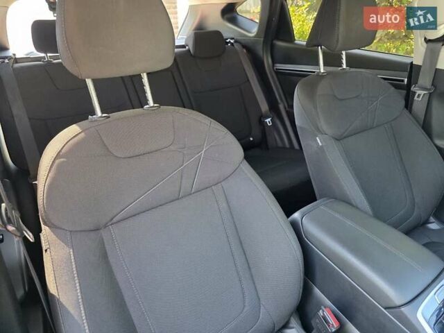 Серый Хендай Туксон, объемом двигателя 2 л и пробегом 70 тыс. км за 25600 $, фото 31 на Automoto.ua