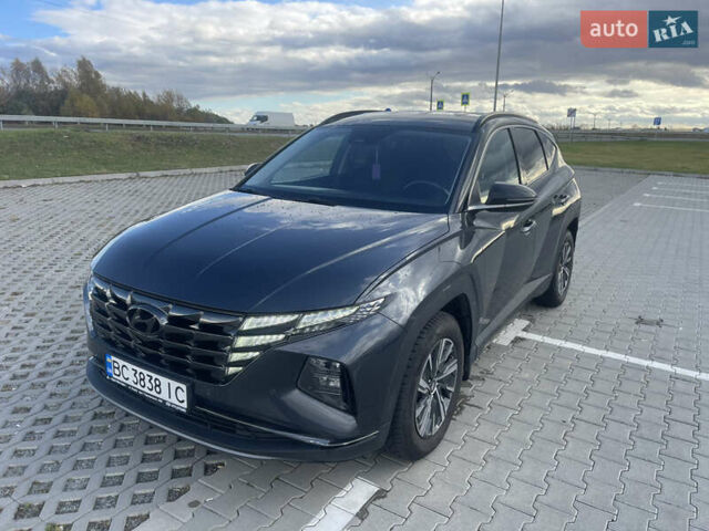 Серый Хендай Туксон, объемом двигателя 1.6 л и пробегом 58 тыс. км за 28900 $, фото 4 на Automoto.ua