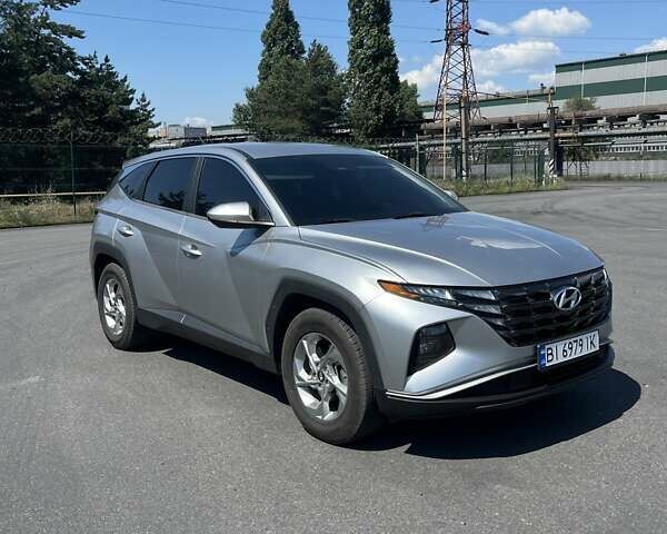 Серый Хендай Туксон, объемом двигателя 2.5 л и пробегом 86 тыс. км за 20000 $, фото 1 на Automoto.ua