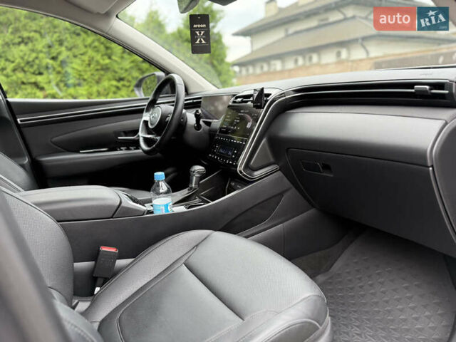 Серый Хендай Туксон, объемом двигателя 2 л и пробегом 36 тыс. км за 26850 $, фото 46 на Automoto.ua