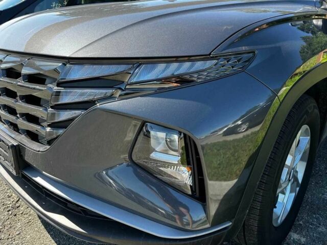 Серый Хендай Туксон, объемом двигателя 2 л и пробегом 55 тыс. км за 16800 $, фото 3 на Automoto.ua