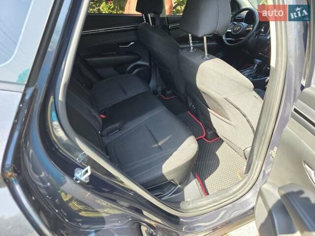Серый Хендай Туксон, объемом двигателя 2 л и пробегом 70 тыс. км за 25600 $, фото 25 на Automoto.ua