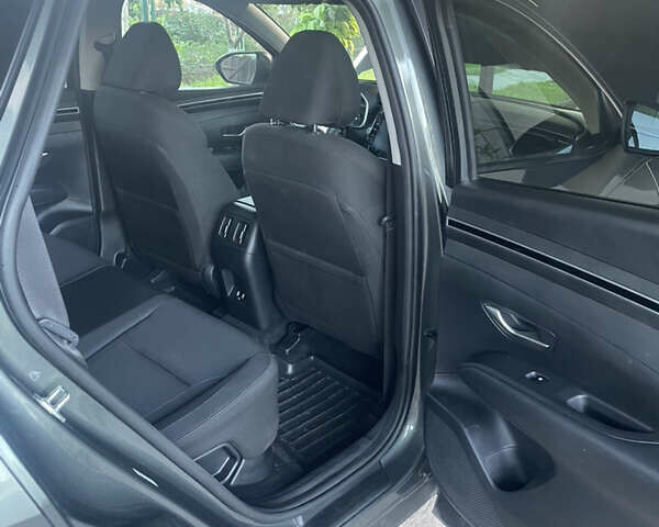 Серый Хендай Туксон, объемом двигателя 1.6 л и пробегом 28 тыс. км за 24600 $, фото 7 на Automoto.ua