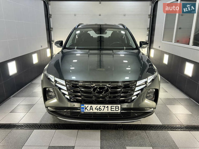 Серый Хендай Туксон, объемом двигателя 1.6 л и пробегом 76 тыс. км за 28900 $, фото 3 на Automoto.ua